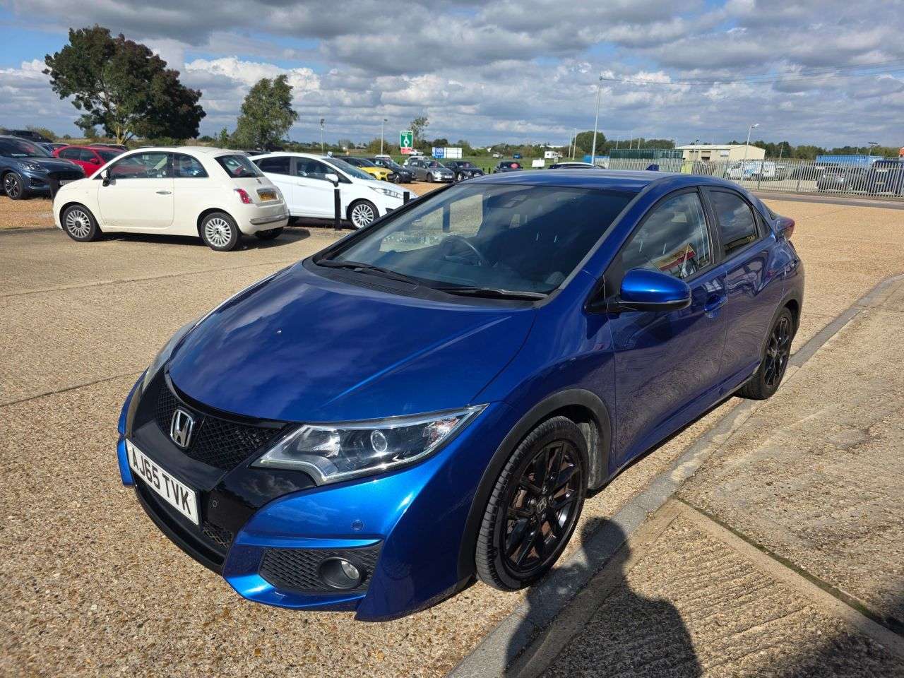 A 2015 HONDA CIVIC 1.8 i-VTEC Sport Hatchback 5dr Petrol Manual Euro 6 (s/s) (142 ps) A 2015 HONDA CIVIC 1.8 i-VTEC Sport Hatchback 5dr Petrol Manual Euro 6 (s/s) (142 ps)