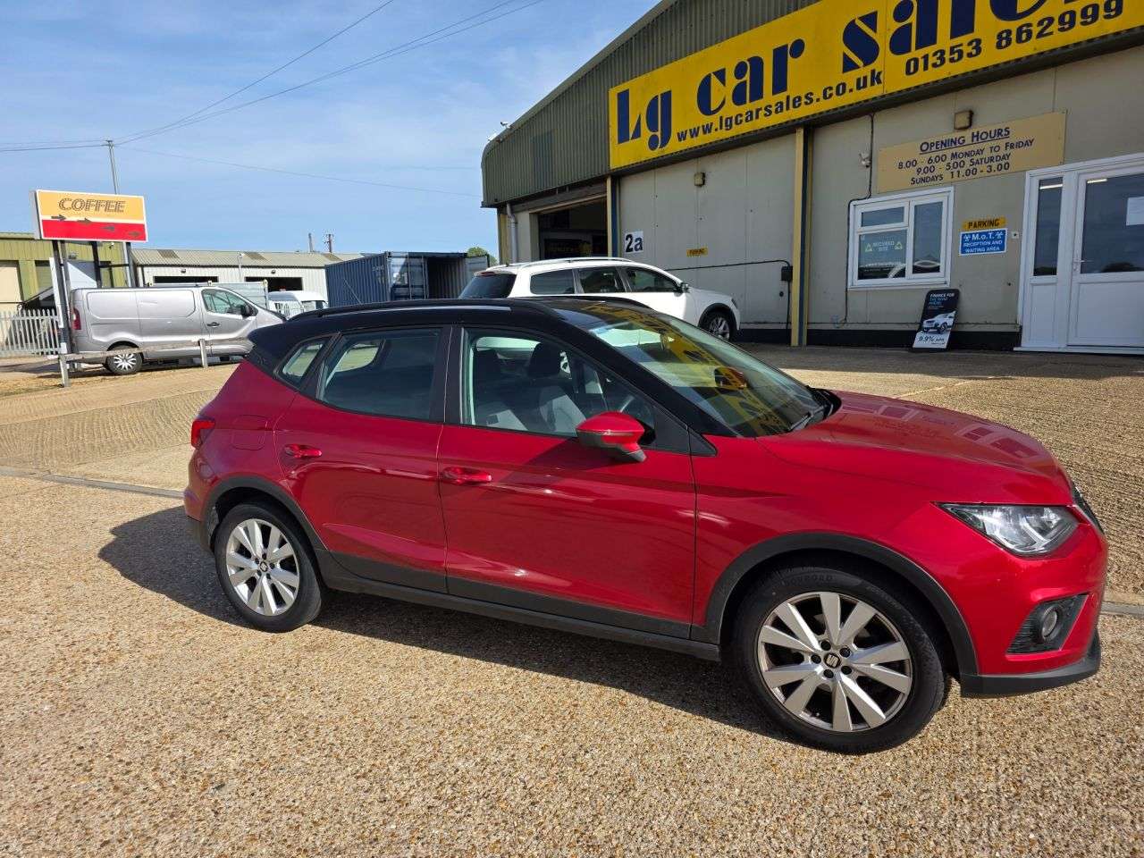 A 2019 SEAT ARONA 1.0 TSI GPF SE Technology SUV 5dr Petrol Manual Euro 6 (s/s) (95 ps) A 2019 SEAT ARONA 1.0 TSI GPF SE Technology SUV 5dr Petrol Manual Euro 6 (s/s) (95 ps)