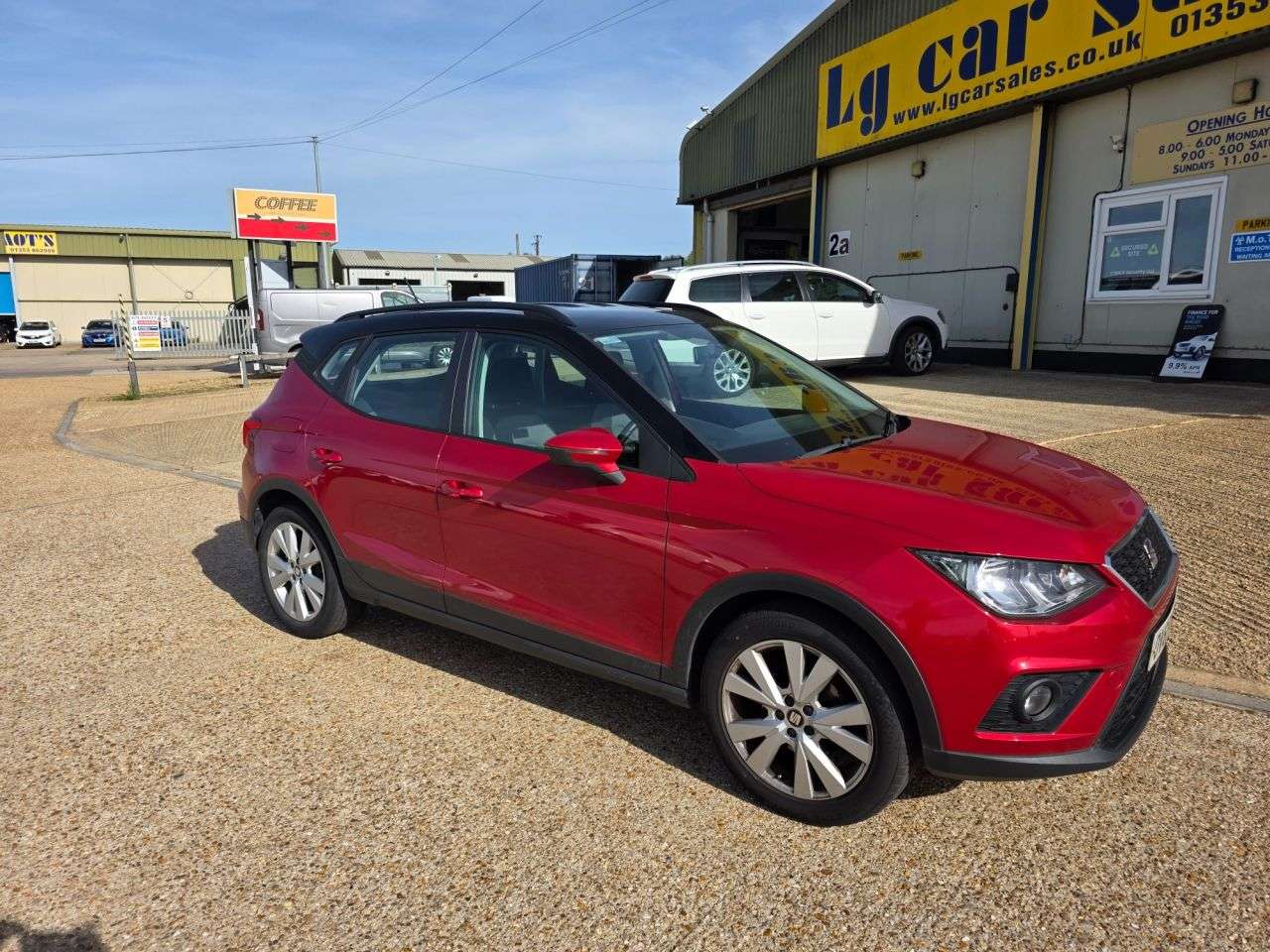 A 2019 SEAT ARONA 1.0 TSI GPF SE Technology SUV 5dr Petrol Manual Euro 6 (s/s) (95 ps) A 2019 SEAT ARONA 1.0 TSI GPF SE Technology SUV 5dr Petrol Manual Euro 6 (s/s) (95 ps)