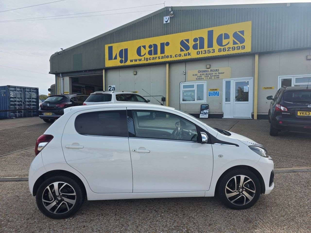 A 2021 PEUGEOT 108 COLLECTION A 2021 PEUGEOT 108 COLLECTION