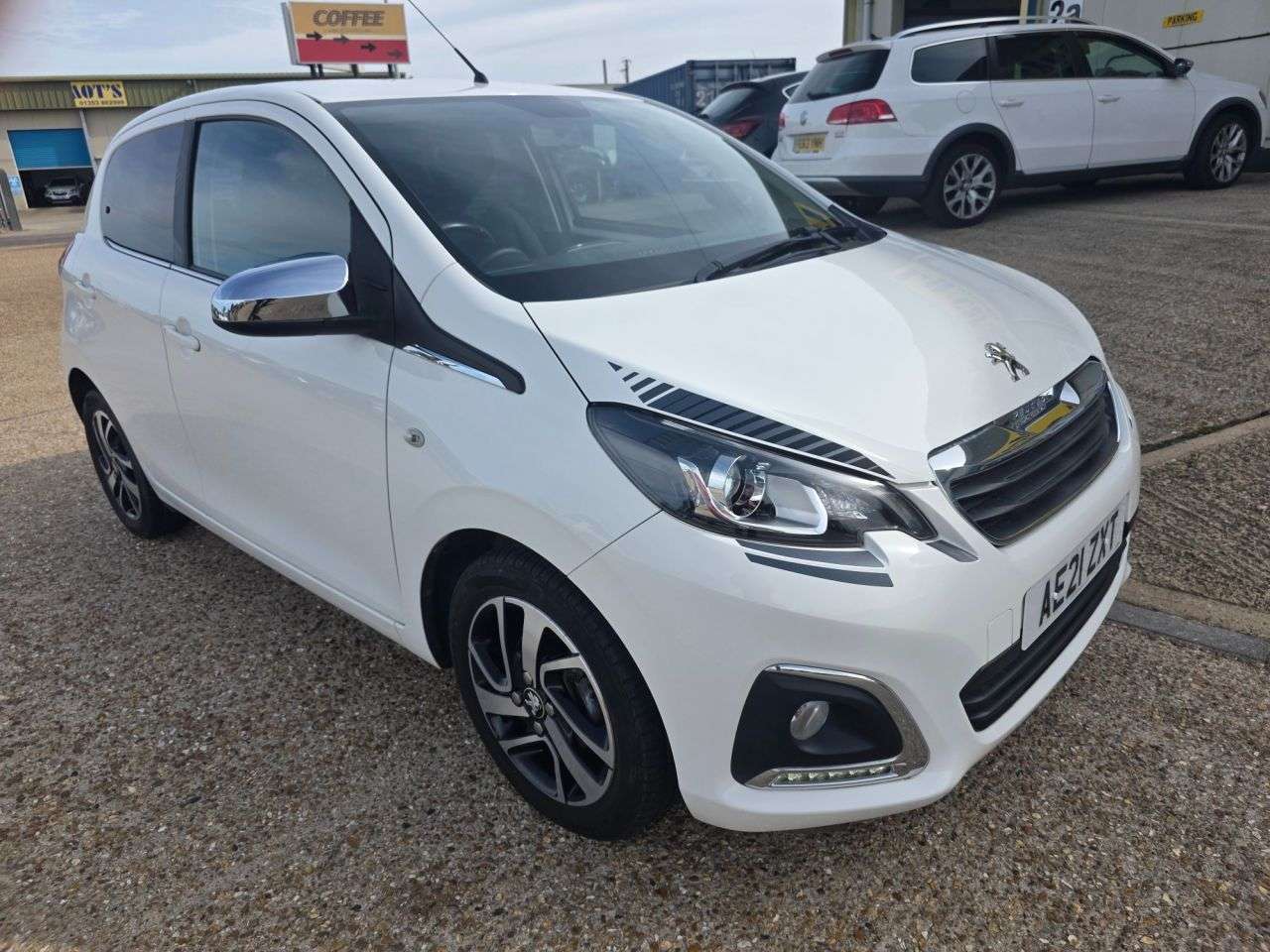 A 2021 PEUGEOT 108 COLLECTION A 2021 PEUGEOT 108 COLLECTION
