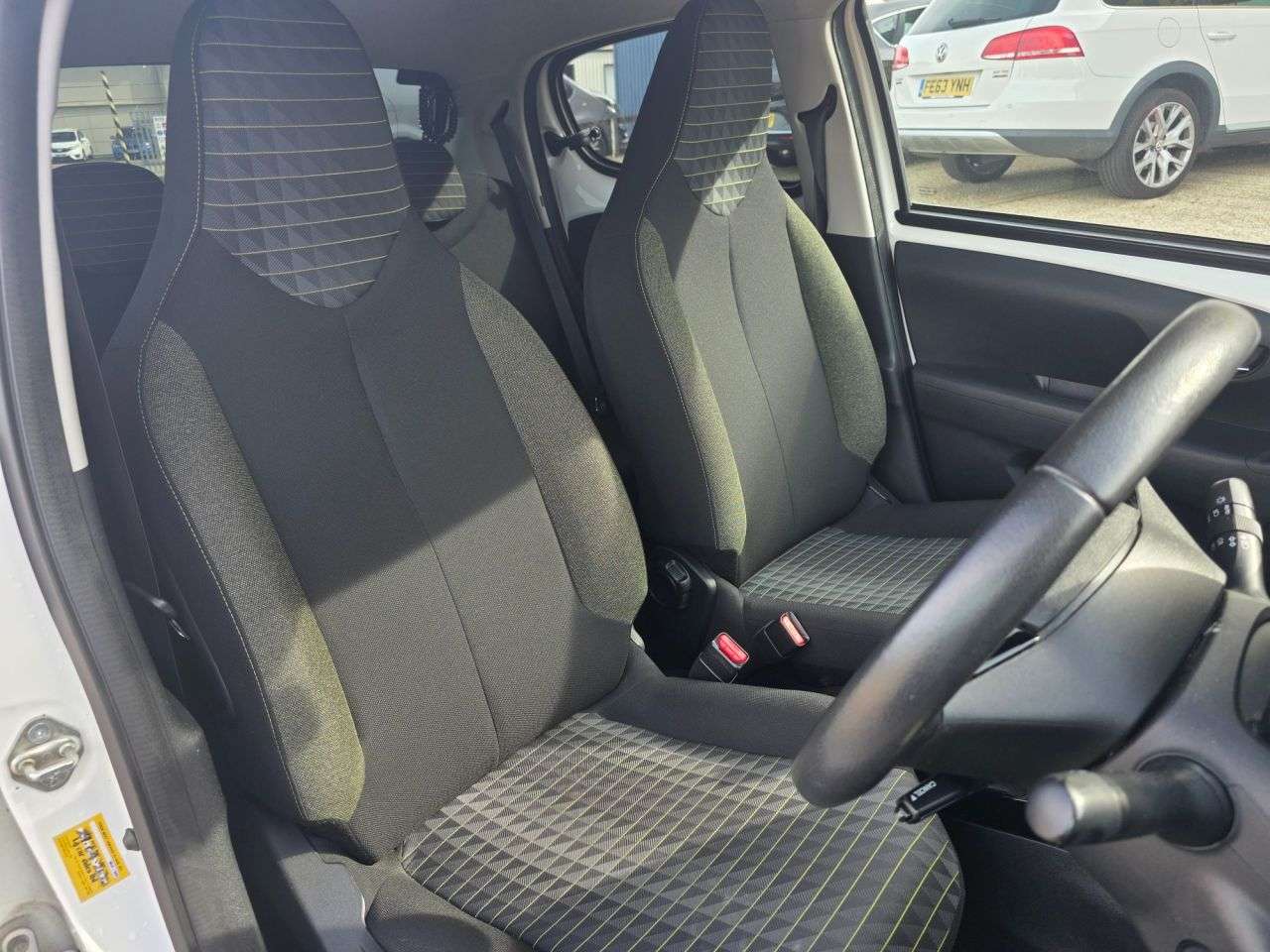 2021 PEUGEOT 108 2021 PEUGEOT 108