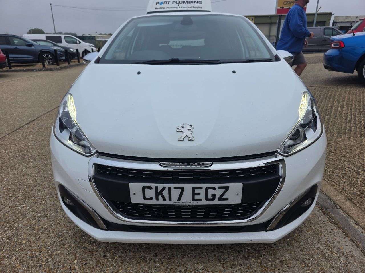 A 2017 PEUGEOT 208 1.2 PureTech Allure Hatchback 5dr Petrol Manual Euro 6 (s/s) (110 ps) A 2017 PEUGEOT 208 1.2 PureTech Allure Hatchback 5dr Petrol Manual Euro 6 (s/s) (110 ps)