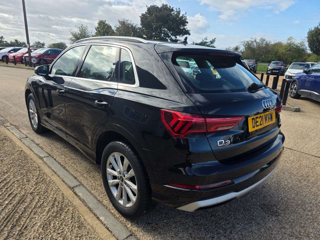 2021 AUDI Q3 2021 AUDI Q3