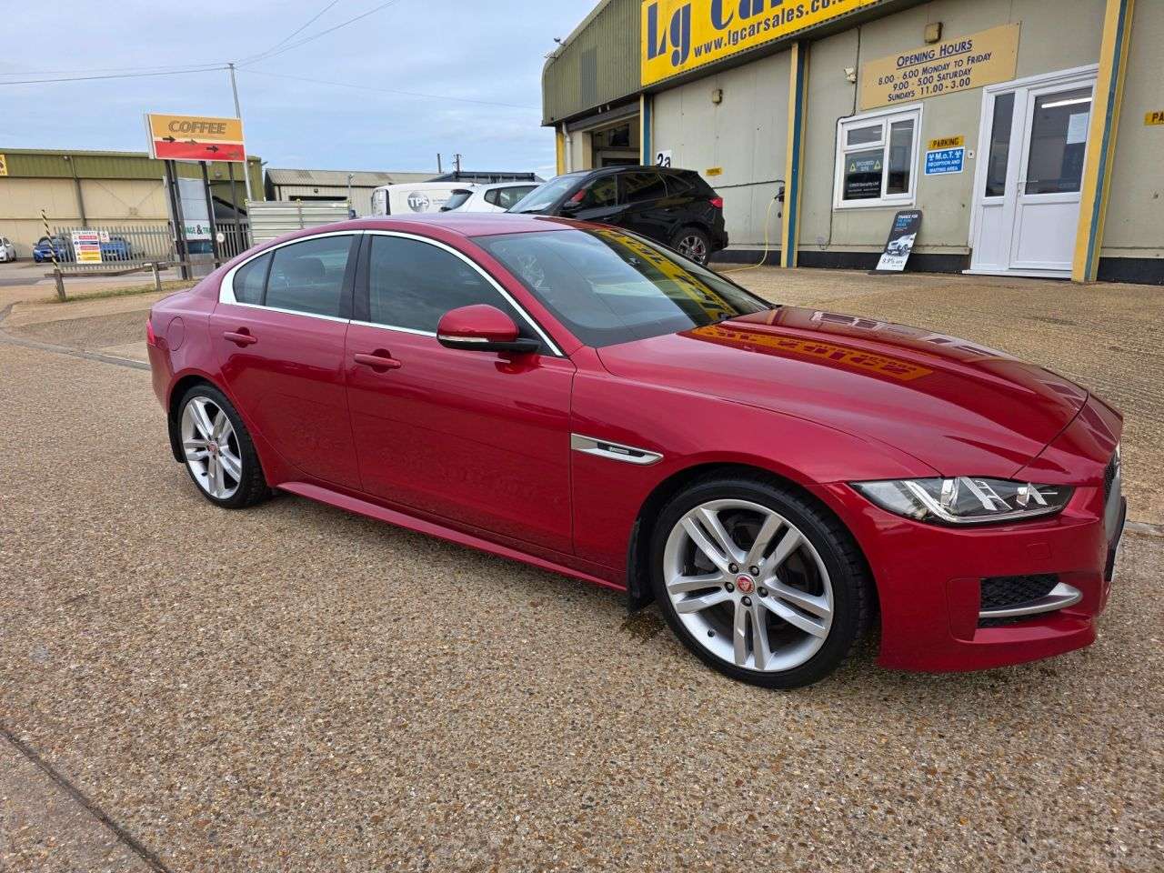 2017 JAGUAR XE 2017 JAGUAR XE