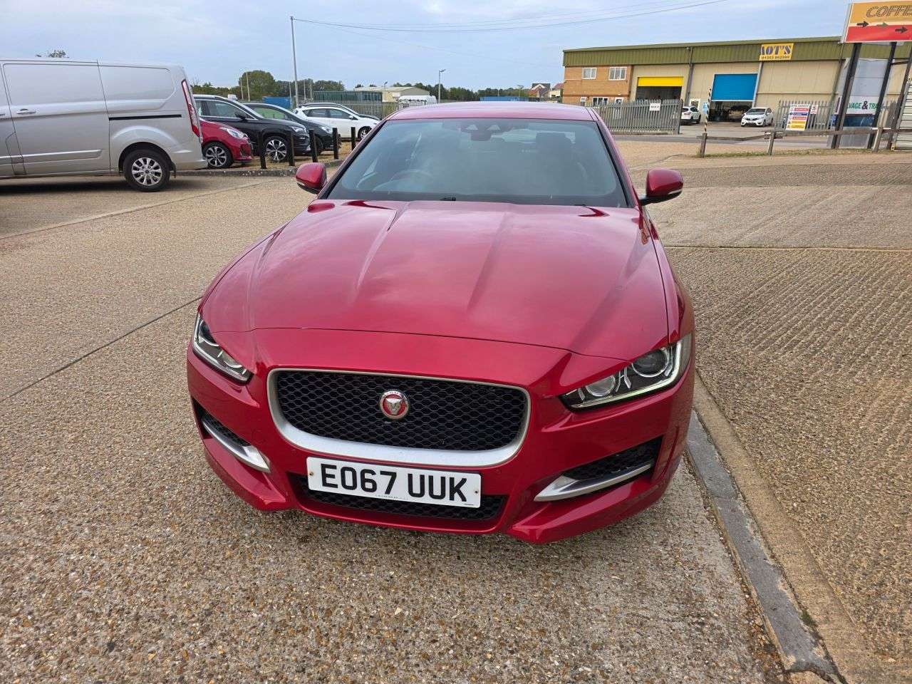 2017 JAGUAR XE 2017 JAGUAR XE