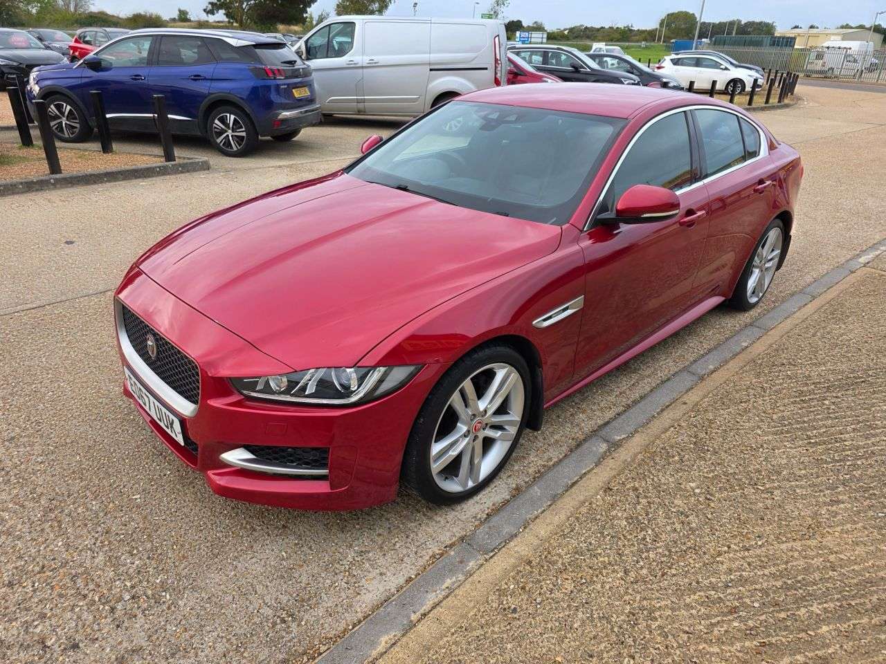 2017 JAGUAR XE 2017 JAGUAR XE