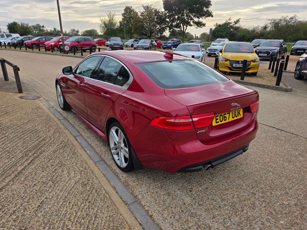 2017 JAGUAR XE 2017 JAGUAR XE