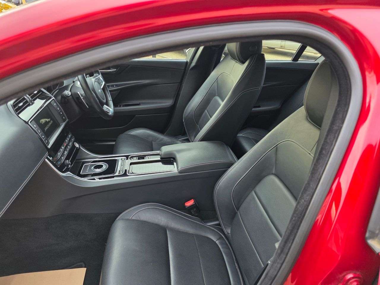 2017 JAGUAR XE 2017 JAGUAR XE