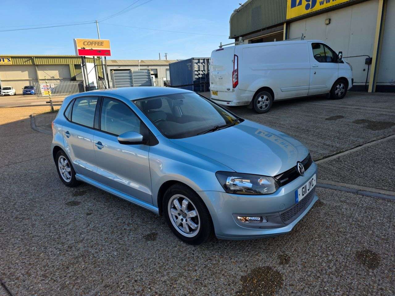 A 2010 VOLKSWAGEN POLO 1.2 TDI BlueMotion Hatchback 5dr Diesel Manual Euro 5 (s/s) (75 ps) A 2010 VOLKSWAGEN POLO 1.2 TDI BlueMotion Hatchback 5dr Diesel Manual Euro 5 (s/s) (75 ps)
