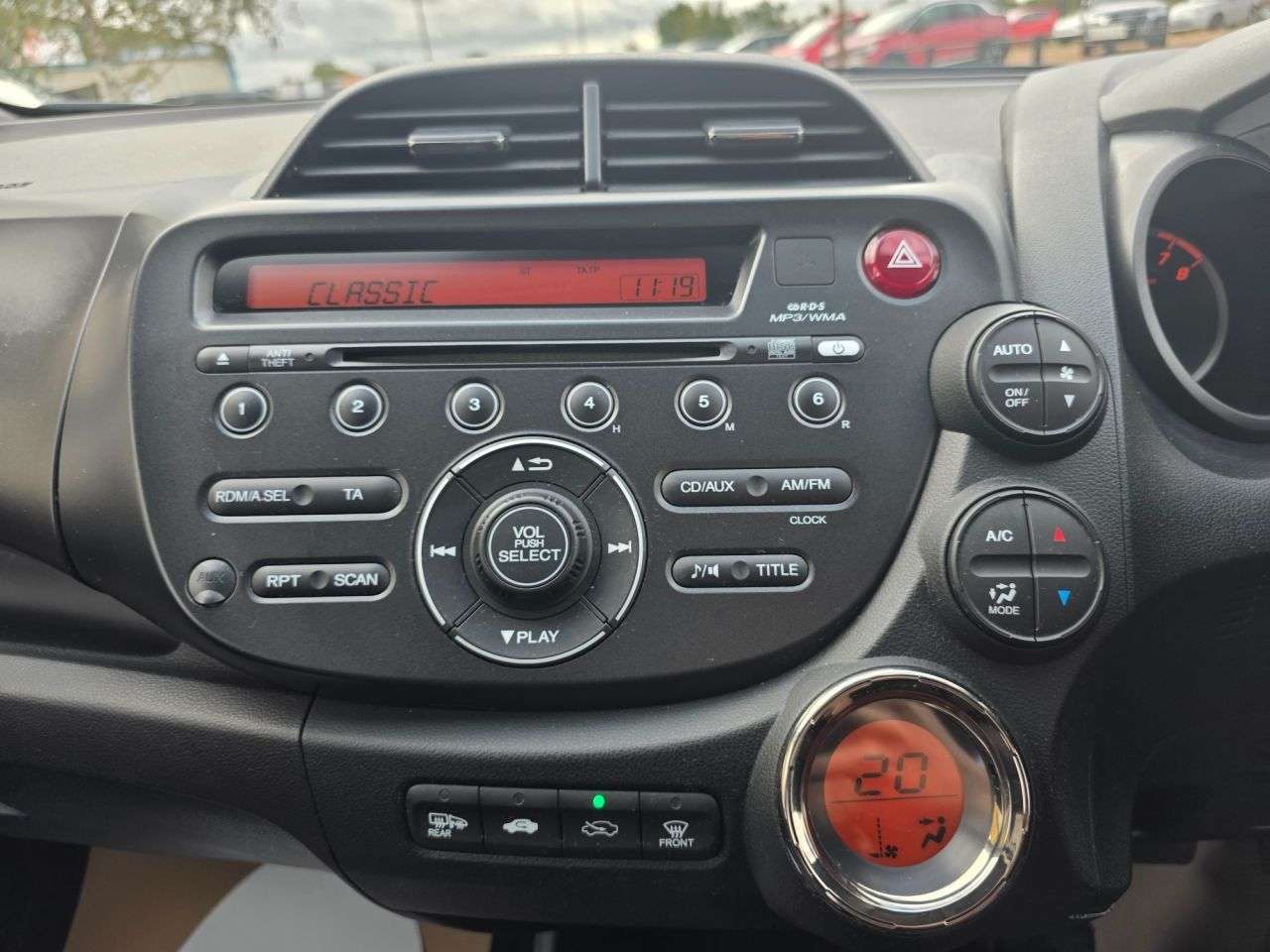 2014 HONDA JAZZ 2014 HONDA JAZZ