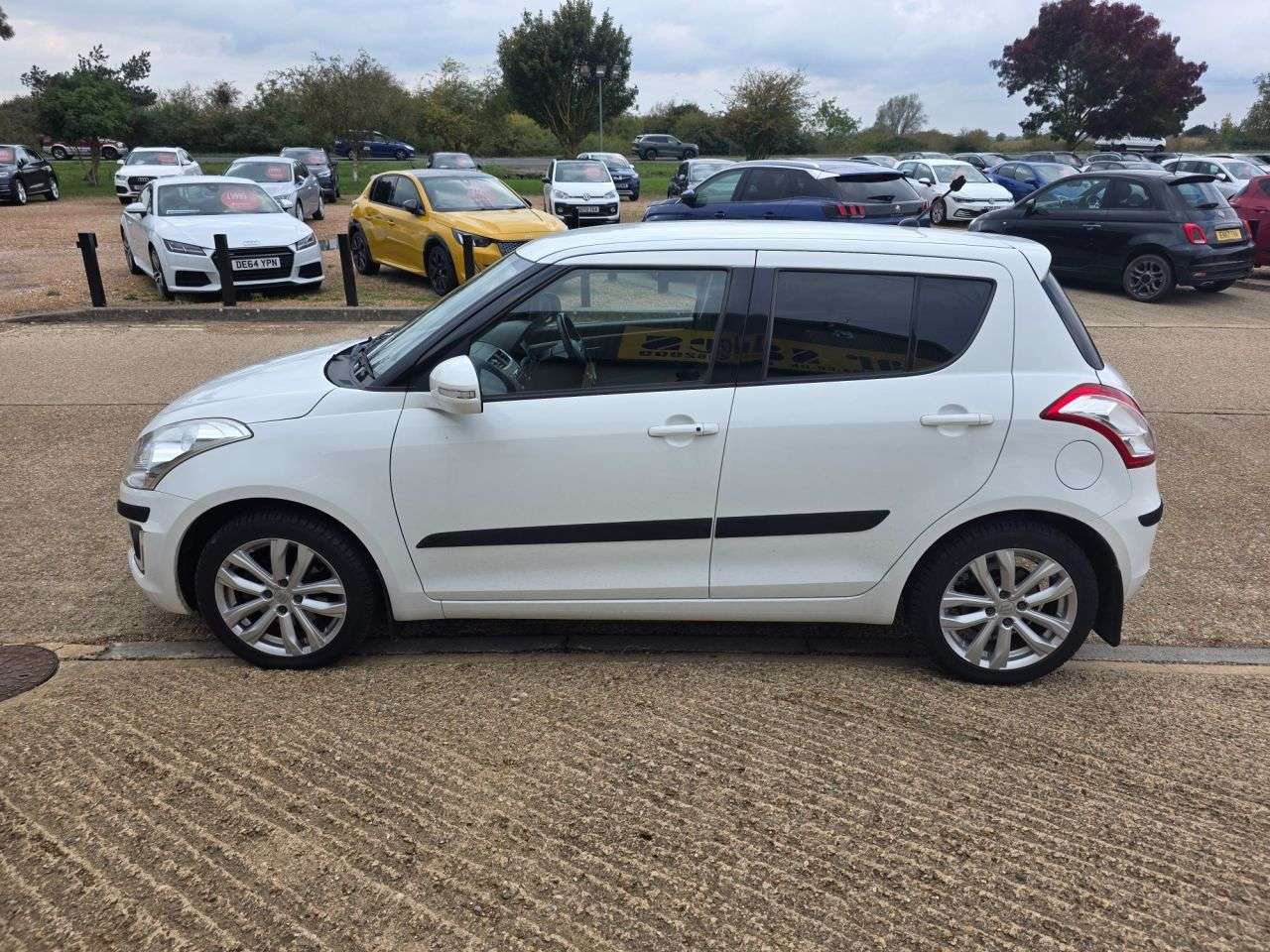 2014 SUZUKI SWIFT 2014 SUZUKI SWIFT