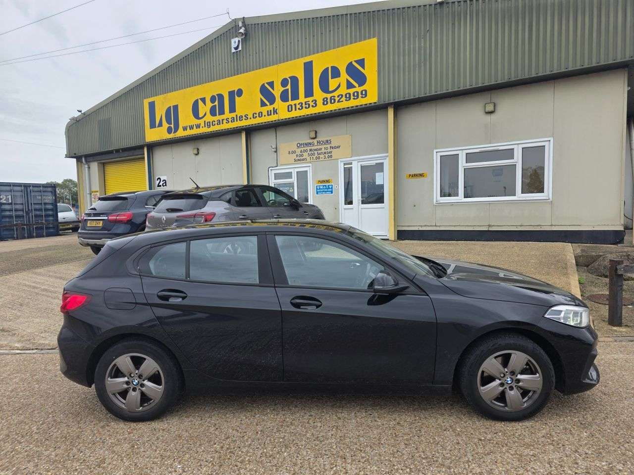 A 2022 BMW 1 SERIES 1.5 116d SE (LCP) Hatchback 5dr Diesel Manual Euro 6 (s/s) (116 ps) A 2022 BMW 1 SERIES 1.5 116d SE (LCP) Hatchback 5dr Diesel Manual Euro 6 (s/s) (116 ps)