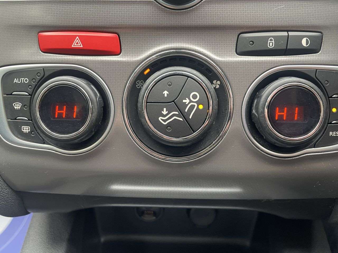 2015 CITROEN C4 2015 CITROEN C4