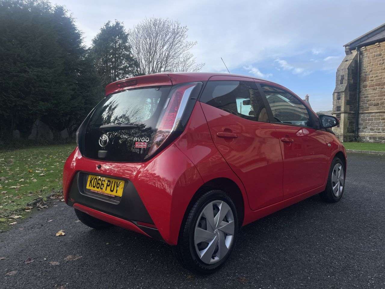 2017 TOYOTA AYGO 2017 TOYOTA AYGO
