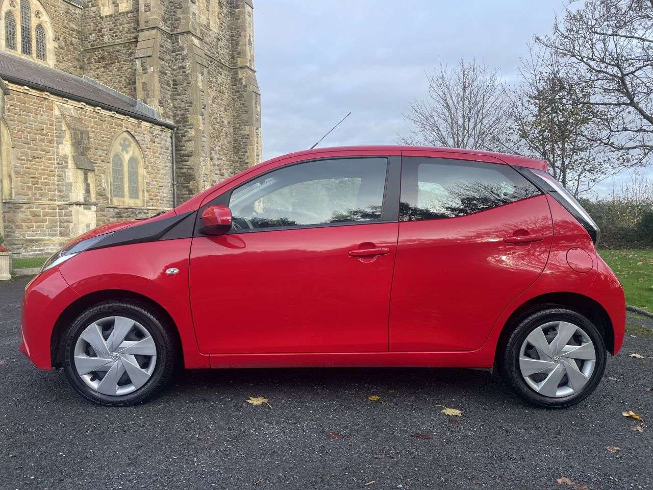2017 TOYOTA AYGO 2017 TOYOTA AYGO