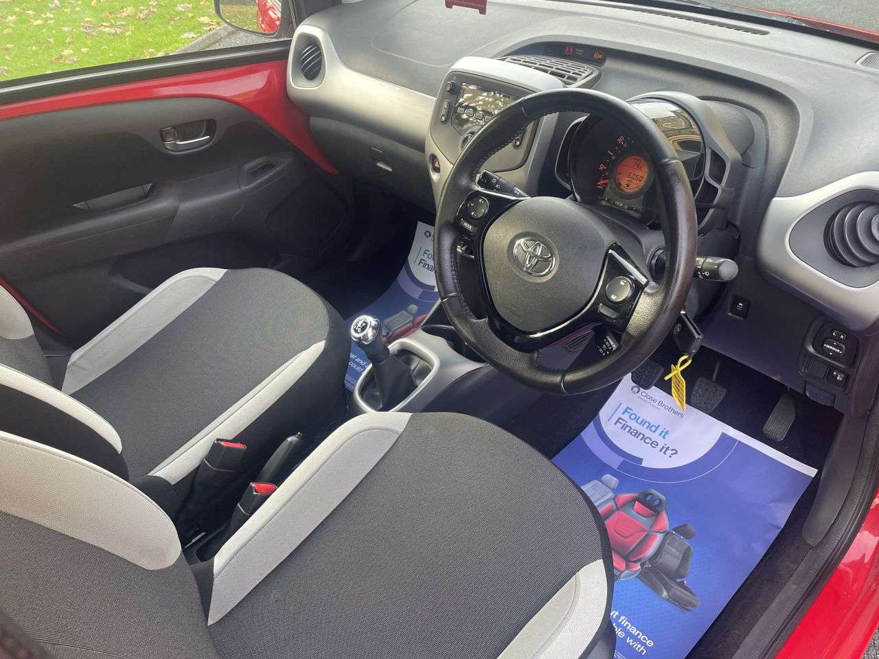 2017 TOYOTA AYGO 2017 TOYOTA AYGO