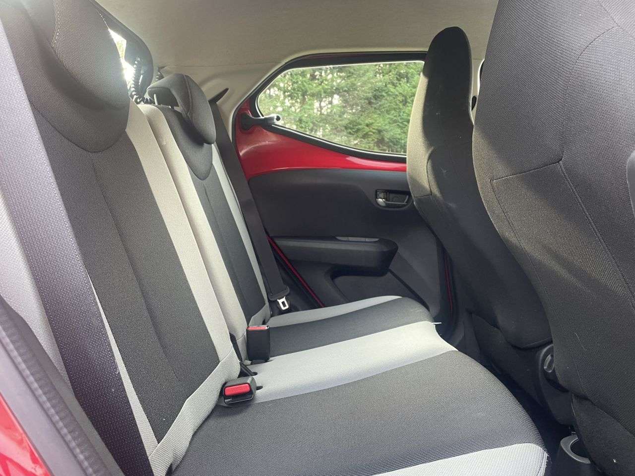 2017 TOYOTA AYGO 2017 TOYOTA AYGO