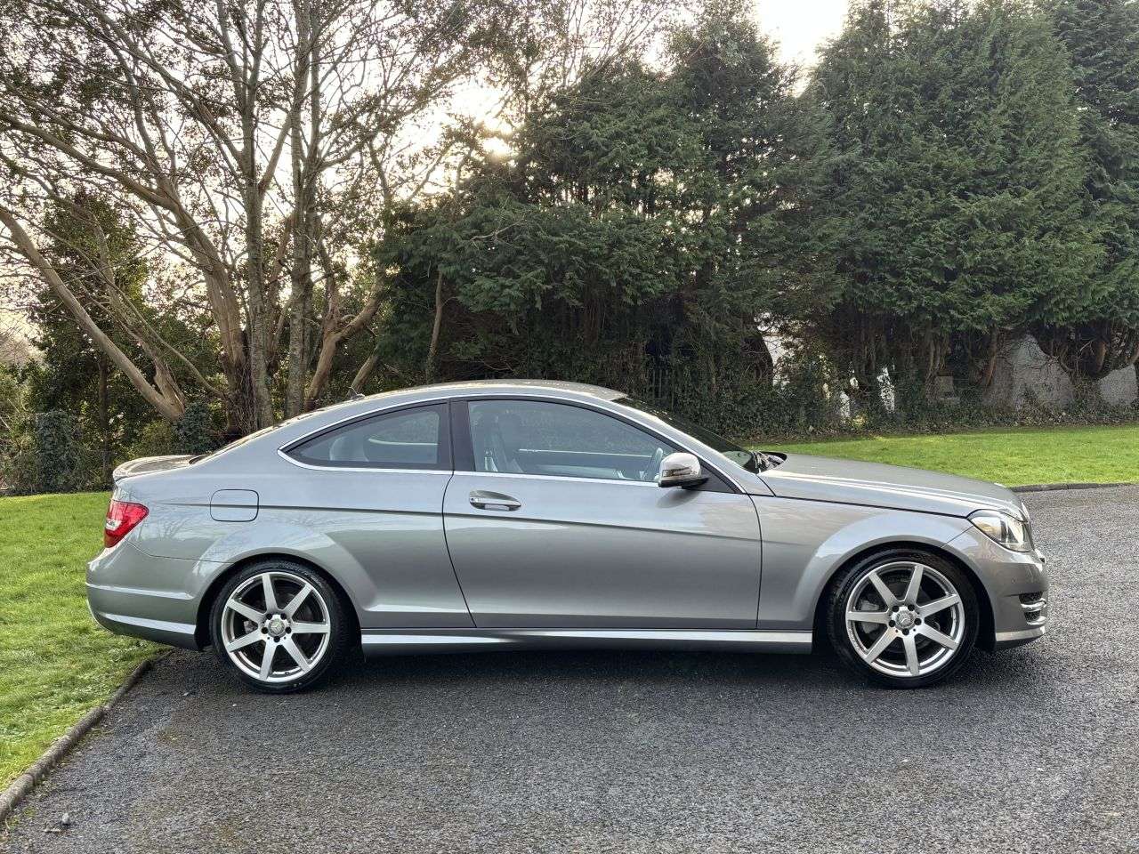 A 2015 MERCEDES-BENZ C-CLASS 1.6 C180 AMG Sport Edition Coupe 2dr Petrol G-Tronic+ Euro 6 (s/s) (156 ps) A 2015 MERCEDES-BENZ C-CLASS 1.6 C180 AMG Sport Edition Coupe 2dr Petrol G-Tronic+ Euro 6 (s/s) (156 ps)