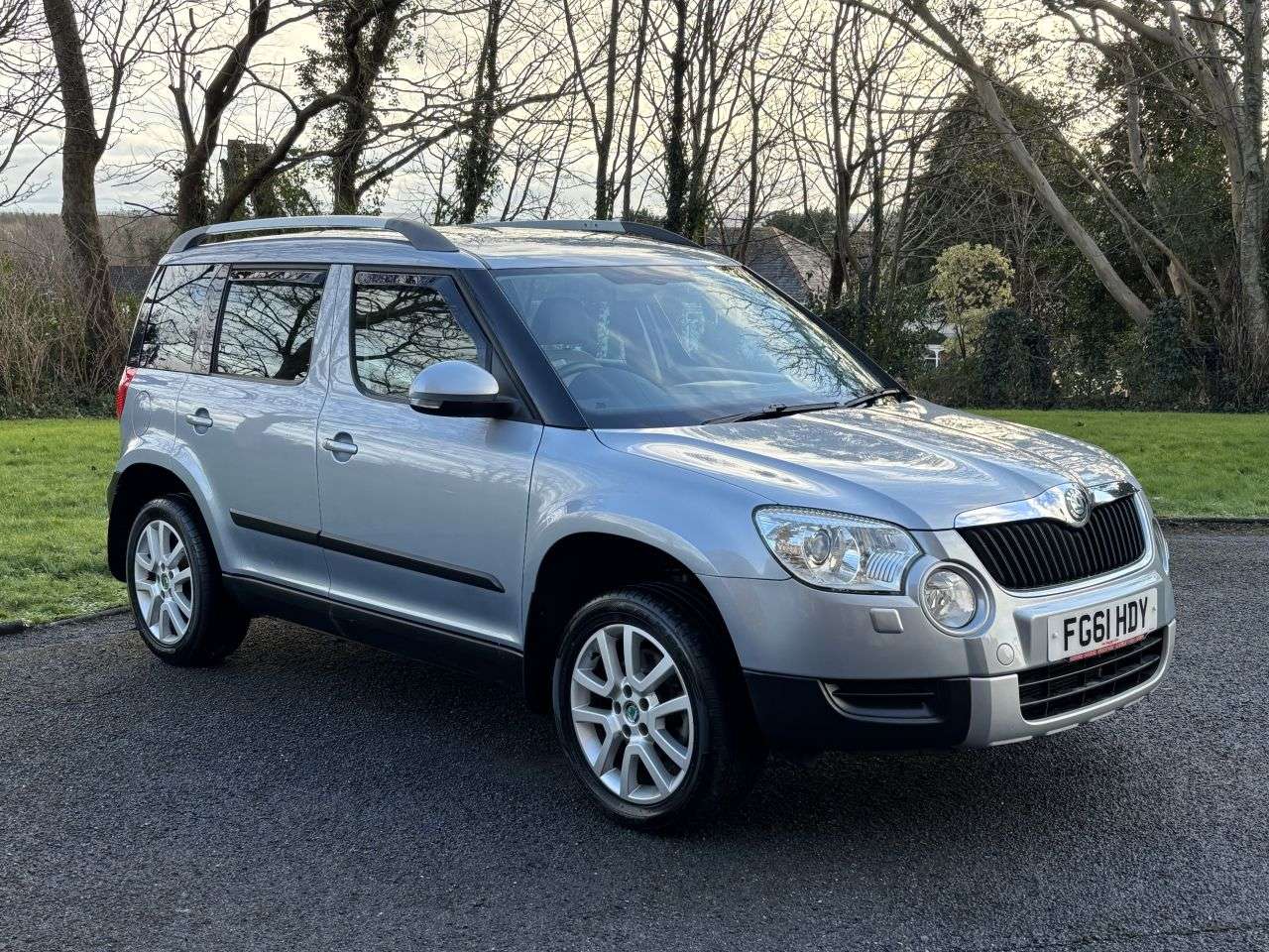A 2011 SKODA YETI 2.0 TDI Elegance SUV 5dr Diesel Manual 4WD Euro 5 (170 ps) A 2011 SKODA YETI 2.0 TDI Elegance SUV 5dr Diesel Manual 4WD Euro 5 (170 ps)