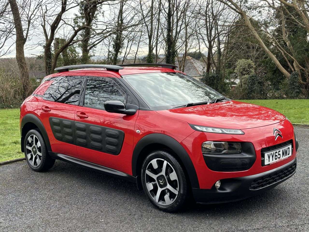 A 2015 CITROEN C4 CACTUS 1.6 BlueHDi Flair Hatchback 5dr Diesel Manual Euro 6 (s/s) (100 ps) A 2015 CITROEN C4 CACTUS 1.6 BlueHDi Flair Hatchback 5dr Diesel Manual Euro 6 (s/s) (100 ps)