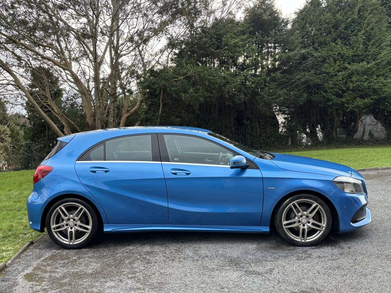 A 2016 MERCEDES-BENZ A-CLASS 2.1 A200d AMG Line Hatchback 5dr Diesel Manual Euro 6 (s/s) (136 ps) A 2016 MERCEDES-BENZ A-CLASS 2.1 A200d AMG Line Hatchback 5dr Diesel Manual Euro 6 (s/s) (136 ps)