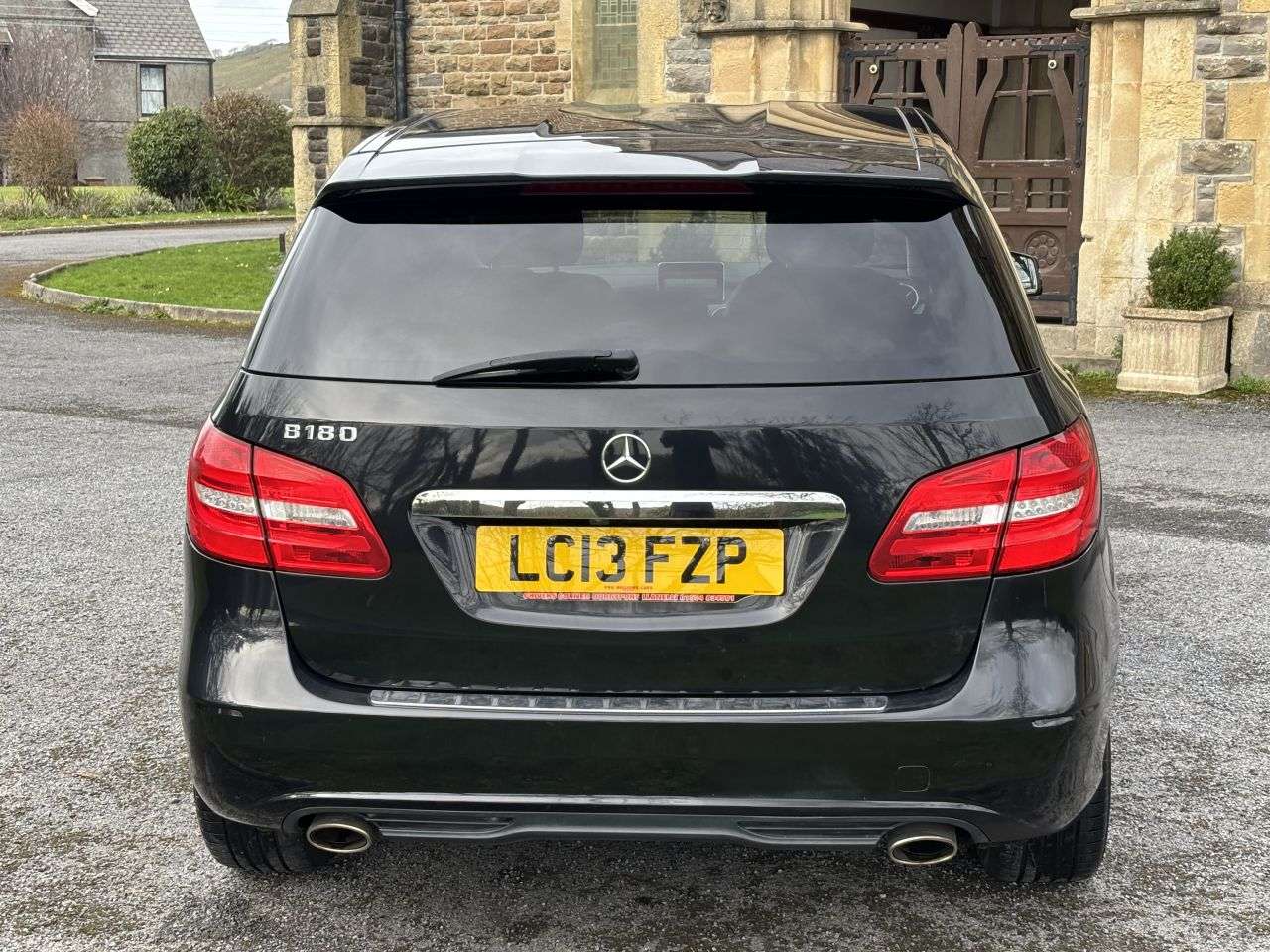 A 2013 MERCEDES-BENZ B-CLASS 1.6 B180 Sport MPV 5dr Petrol 7G-DCT Euro 6 (s/s) (122 ps) A 2013 MERCEDES-BENZ B-CLASS 1.6 B180 Sport MPV 5dr Petrol 7G-DCT Euro 6 (s/s) (122 ps)