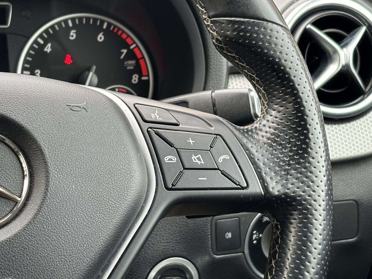 2013 MERCEDES-BENZ B CLASS 2013 MERCEDES-BENZ B CLASS