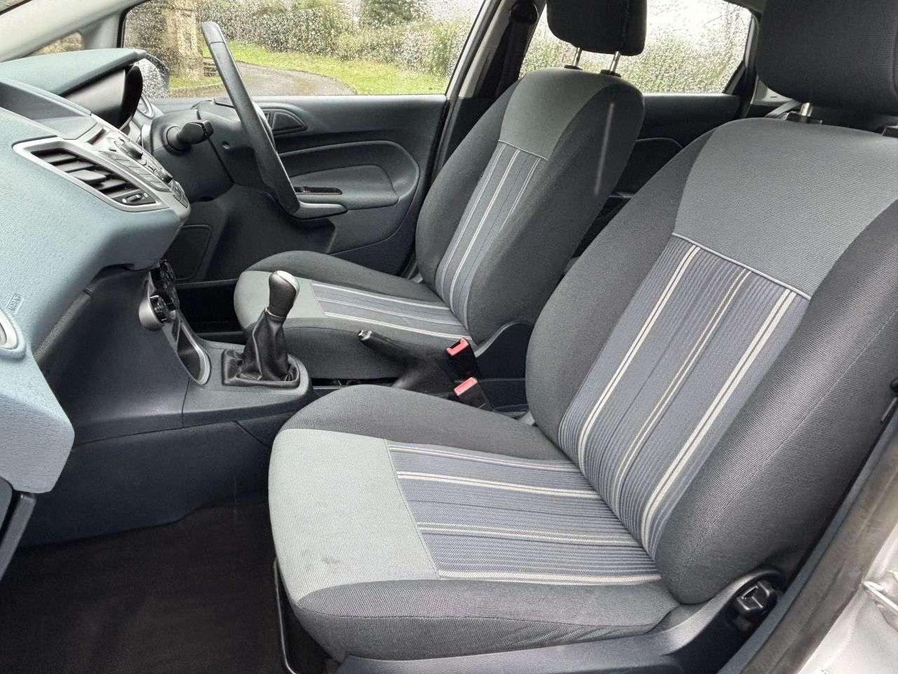 2010 FORD FIESTA 2010 FORD FIESTA