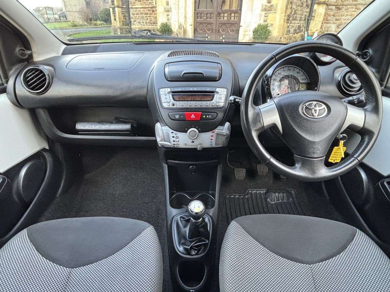 2014 TOYOTA AYGO 2014 TOYOTA AYGO