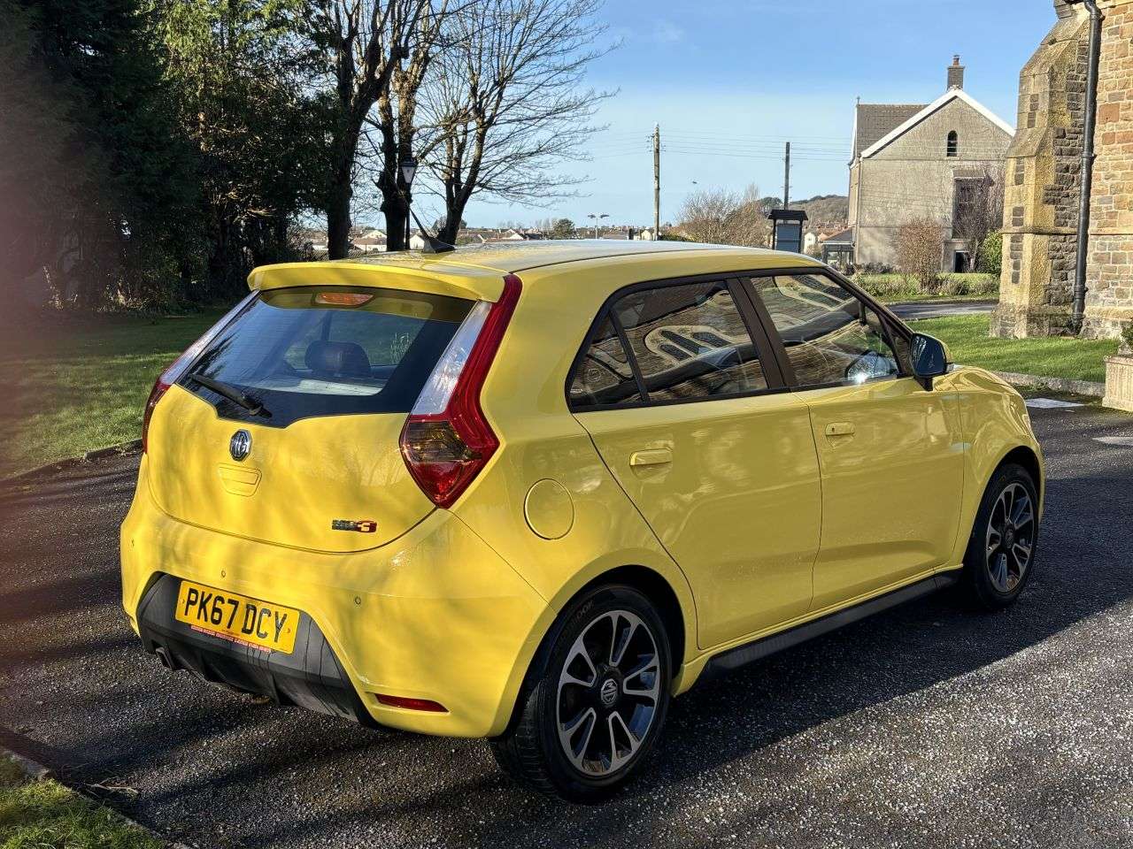 A 2017 MG MG3 1.5 VTi-TECH 3Style+ Hatchback 5dr Petrol Manual Euro 6 (s/s) (106 ps) A 2017 MG MG3 1.5 VTi-TECH 3Style+ Hatchback 5dr Petrol Manual Euro 6 (s/s) (106 ps)