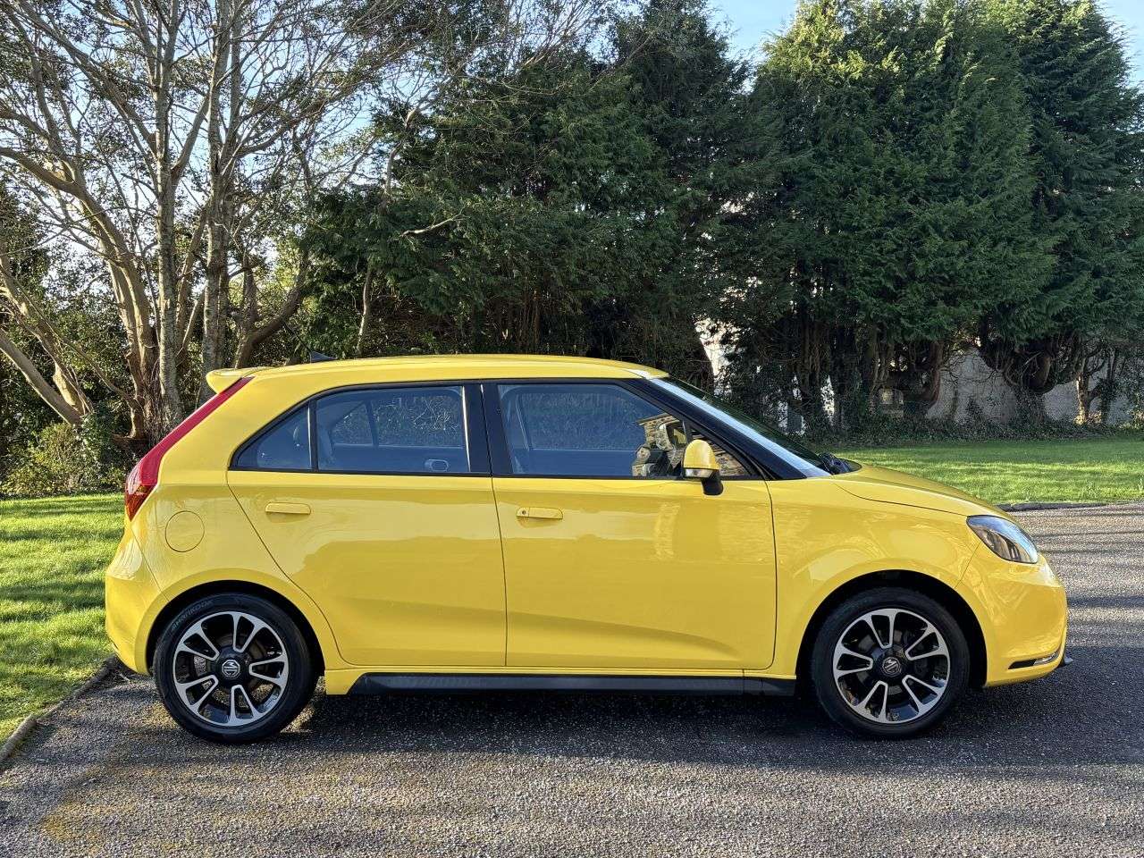 A 2017 MG MG3 1.5 VTi-TECH 3Style+ Hatchback 5dr Petrol Manual Euro 6 (s/s) (106 ps) A 2017 MG MG3 1.5 VTi-TECH 3Style+ Hatchback 5dr Petrol Manual Euro 6 (s/s) (106 ps)