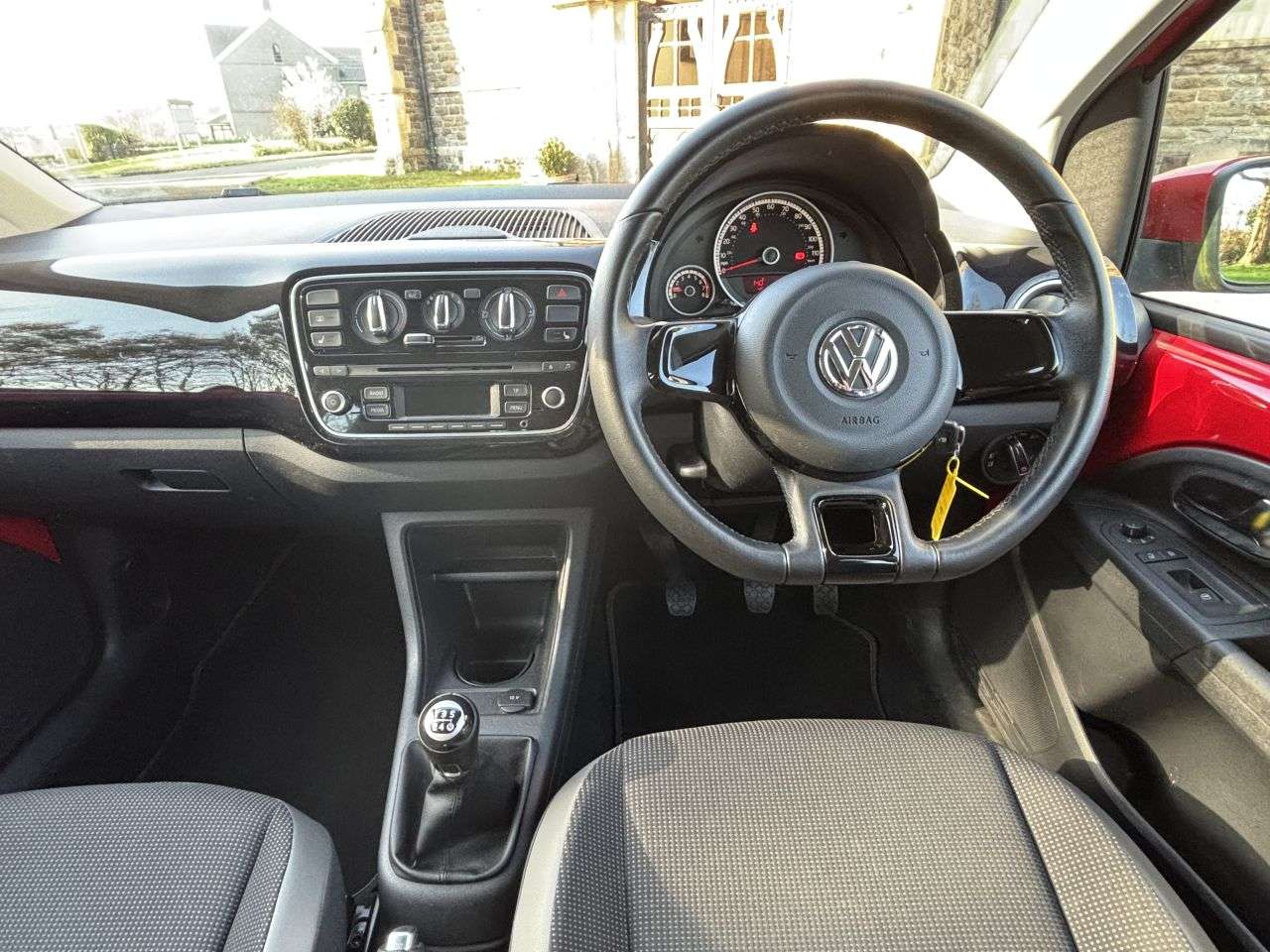 2013 VOLKSWAGEN UP! 2013 VOLKSWAGEN UP!