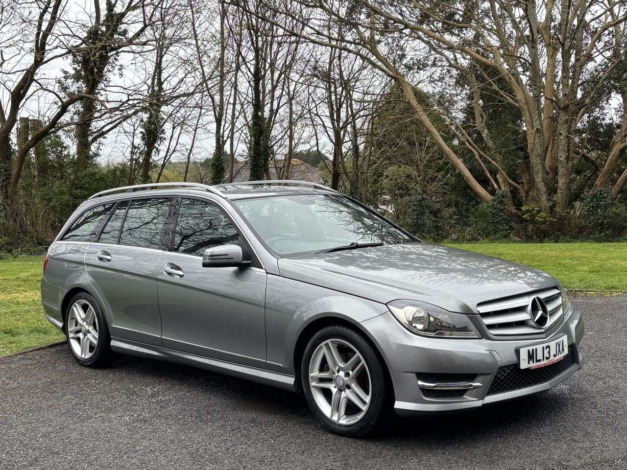 A 2013 MERCEDES-BENZ C-CLASS 2.1 C250 CDI BlueEfficiency AMG Sport Estate 5dr Diesel G-Tronic+ Euro 5 (s A 2013 MERCEDES-BENZ C-CLASS 2.1 C250 CDI BlueEfficiency AMG Sport Estate 5dr Diesel G-Tronic+ Euro 5 (s