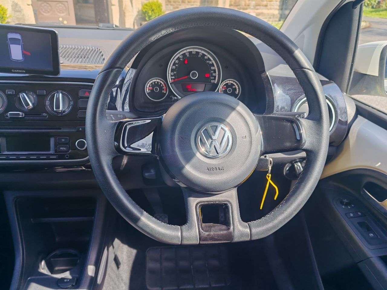 2014 VOLKSWAGEN UP! 2014 VOLKSWAGEN UP!