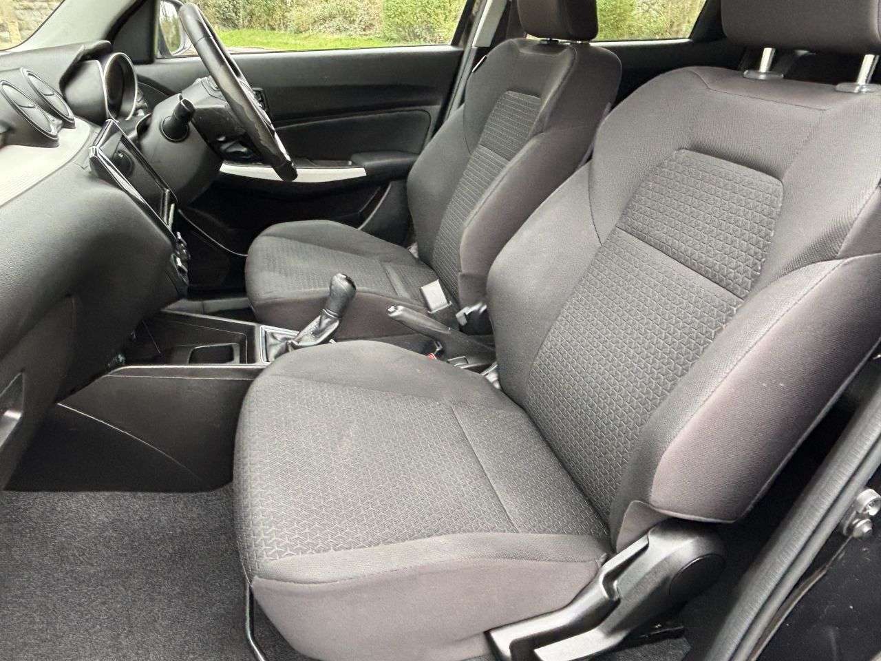 2017 SUZUKI SWIFT 2017 SUZUKI SWIFT