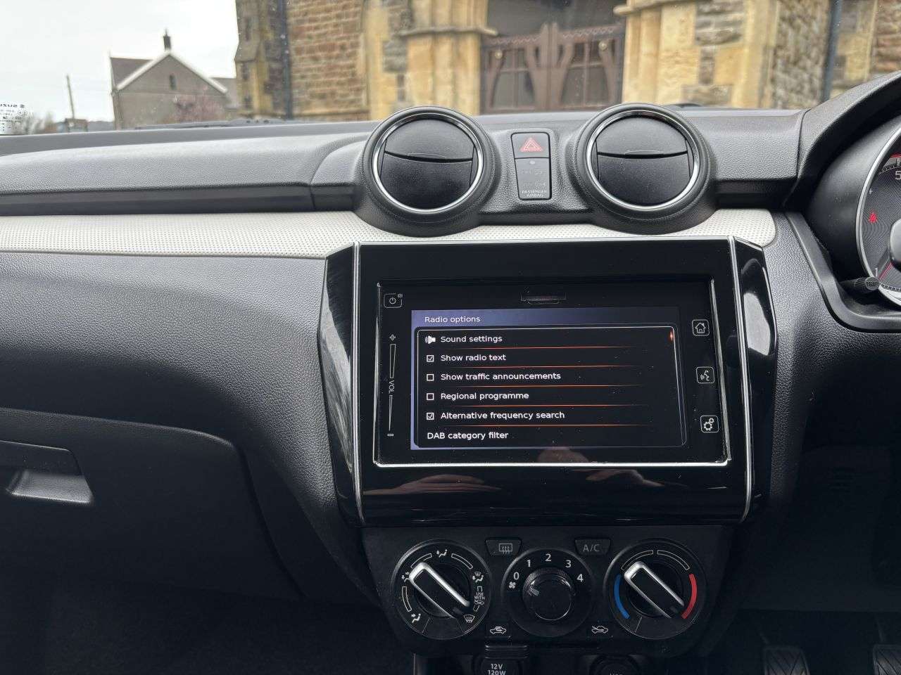 2017 SUZUKI SWIFT 2017 SUZUKI SWIFT