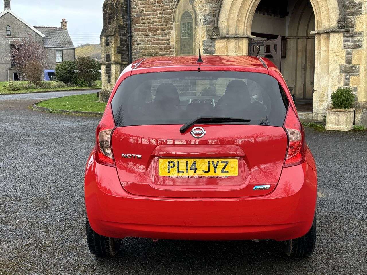 A 2014 NISSAN NOTE 1.2 DIG-S Acenta Hatchback 5dr Petrol Manual Euro 5 (s/s) (98 ps) A 2014 NISSAN NOTE 1.2 DIG-S Acenta Hatchback 5dr Petrol Manual Euro 5 (s/s) (98 ps)