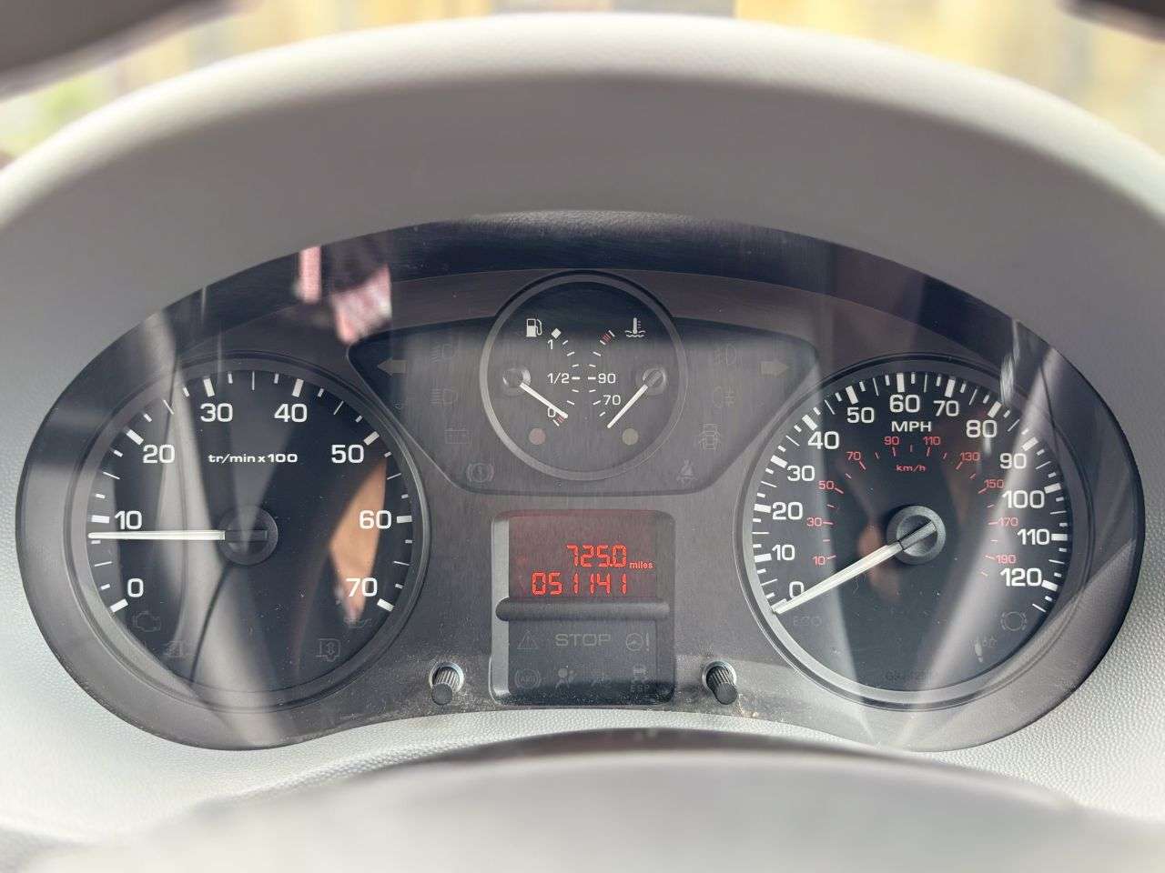 2012 PEUGEOT EXPERT TEPEE 2012 PEUGEOT EXPERT TEPEE