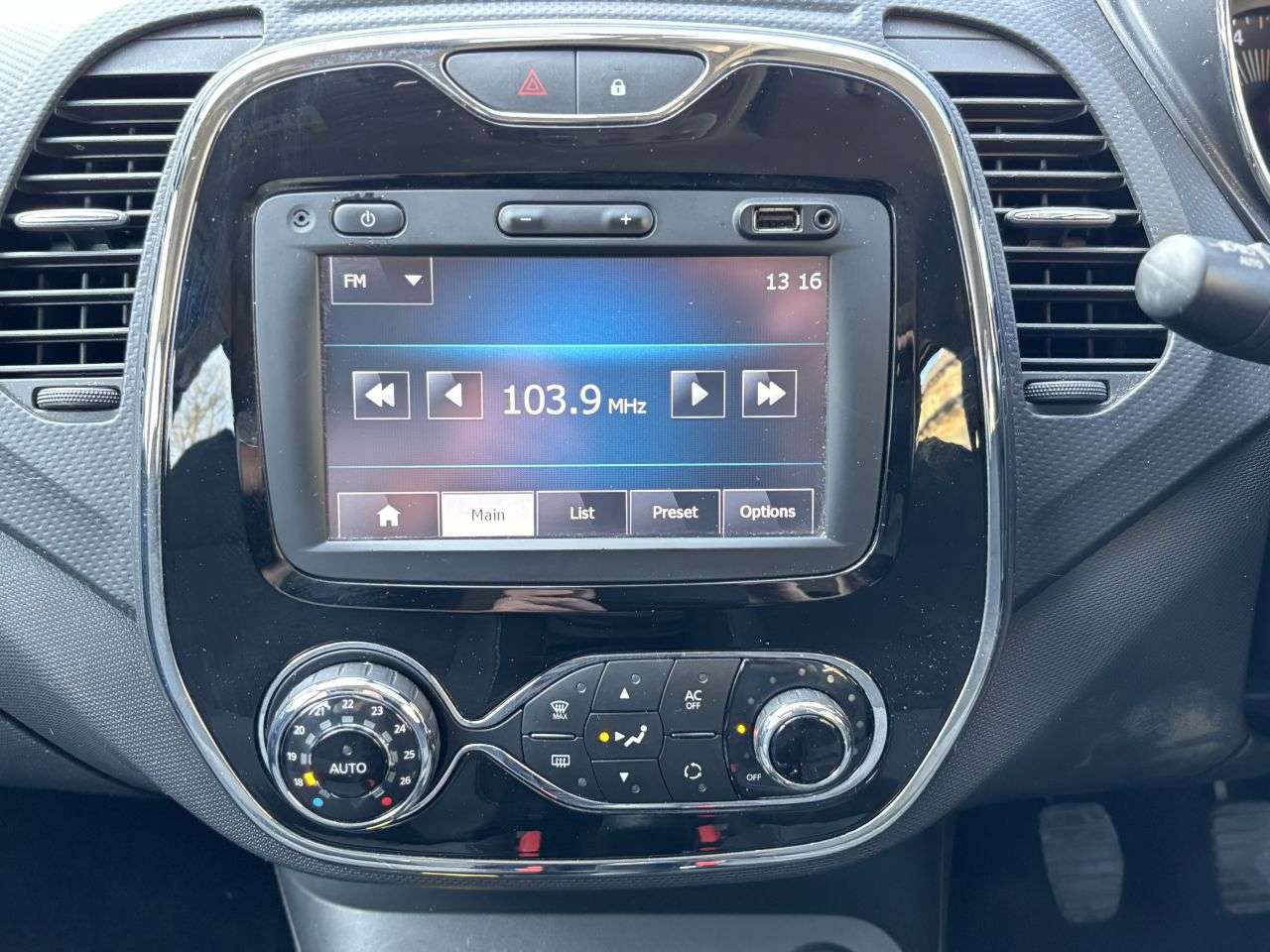 2014 RENAULT CAPTUR 2014 RENAULT CAPTUR