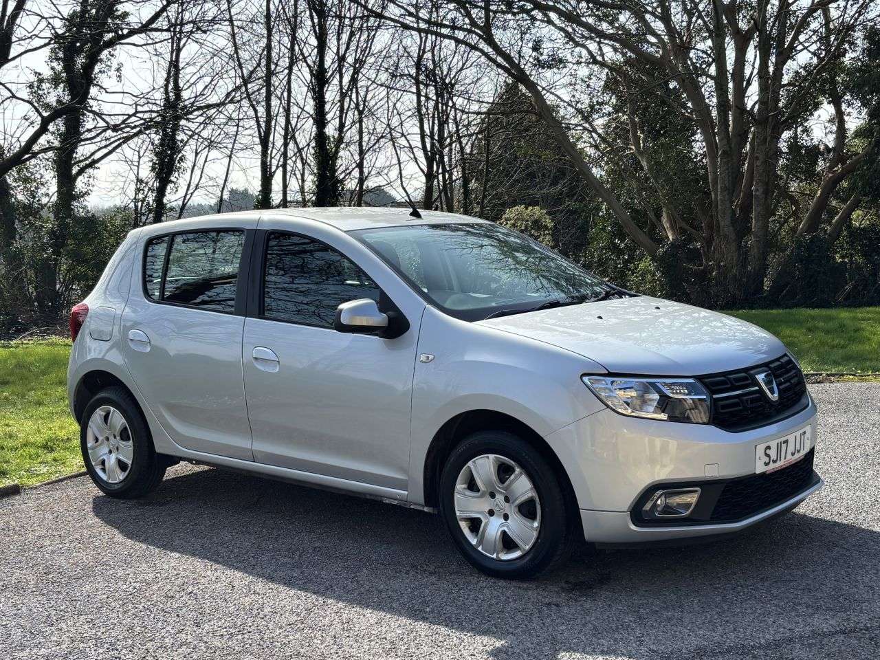 A 2017 DACIA SANDERO 1.5 dCi Laureate Hatchback 5dr Diesel Manual Euro 6 (s/s) (90 ps) A 2017 DACIA SANDERO 1.5 dCi Laureate Hatchback 5dr Diesel Manual Euro 6 (s/s) (90 ps)