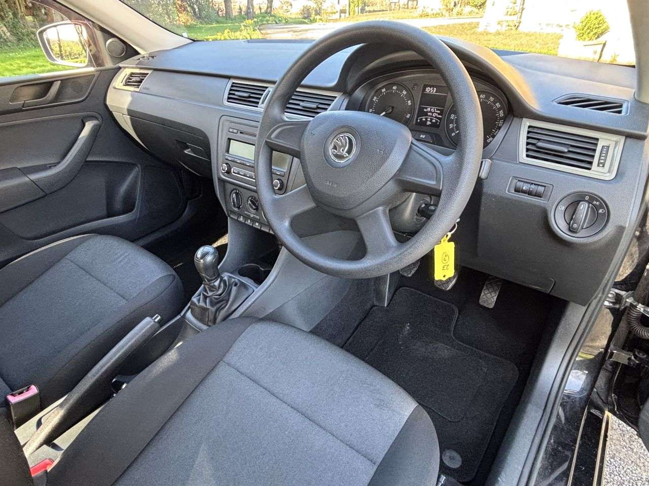 2013 SKODA RAPID 2013 SKODA RAPID