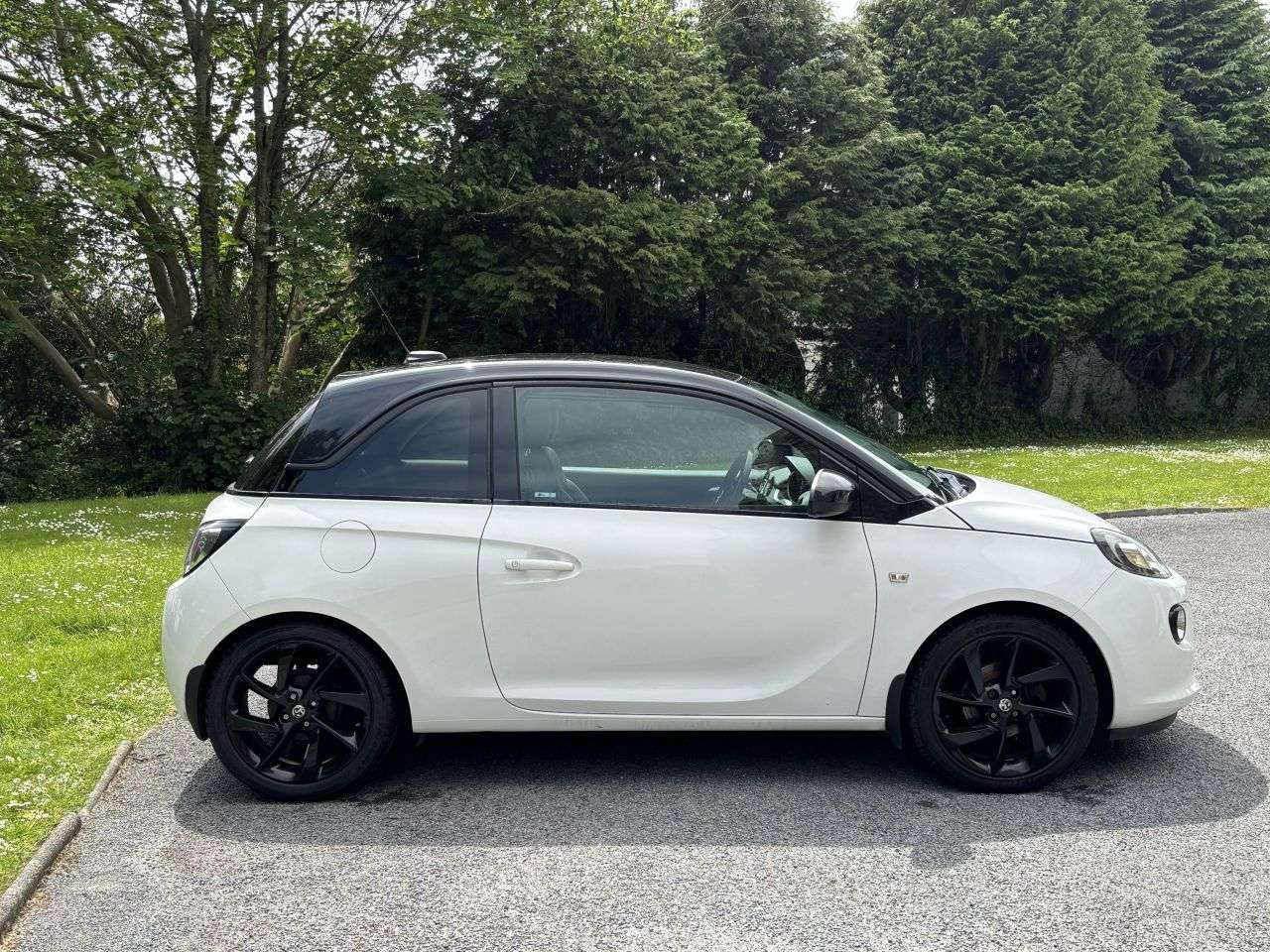 A 2016 VAUXHALL ADAM 1.2i ecoFLEX ENERGISED Hatchback 3dr Petrol Manual Euro 6 (s/s) (70 ps) A 2016 VAUXHALL ADAM 1.2i ecoFLEX ENERGISED Hatchback 3dr Petrol Manual Euro 6 (s/s) (70 ps)