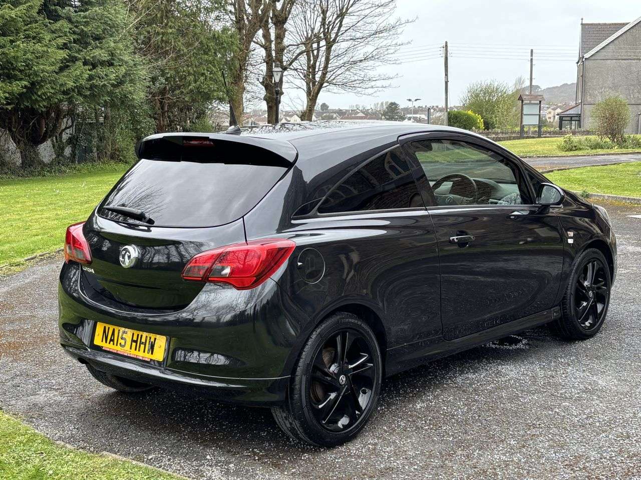 A 2015 VAUXHALL CORSA 1.2i Limited Edition Hatchback 3dr Petrol Manual Euro 6 (70 ps) A 2015 VAUXHALL CORSA 1.2i Limited Edition Hatchback 3dr Petrol Manual Euro 6 (70 ps)