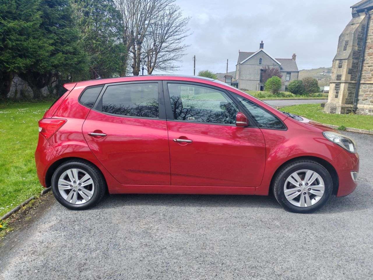 A 2011 HYUNDAI IX20 1.6 Style Hatchback 5dr Petrol Auto Euro 5 (123 bhp) A 2011 HYUNDAI IX20 1.6 Style Hatchback 5dr Petrol Auto Euro 5 (123 bhp)