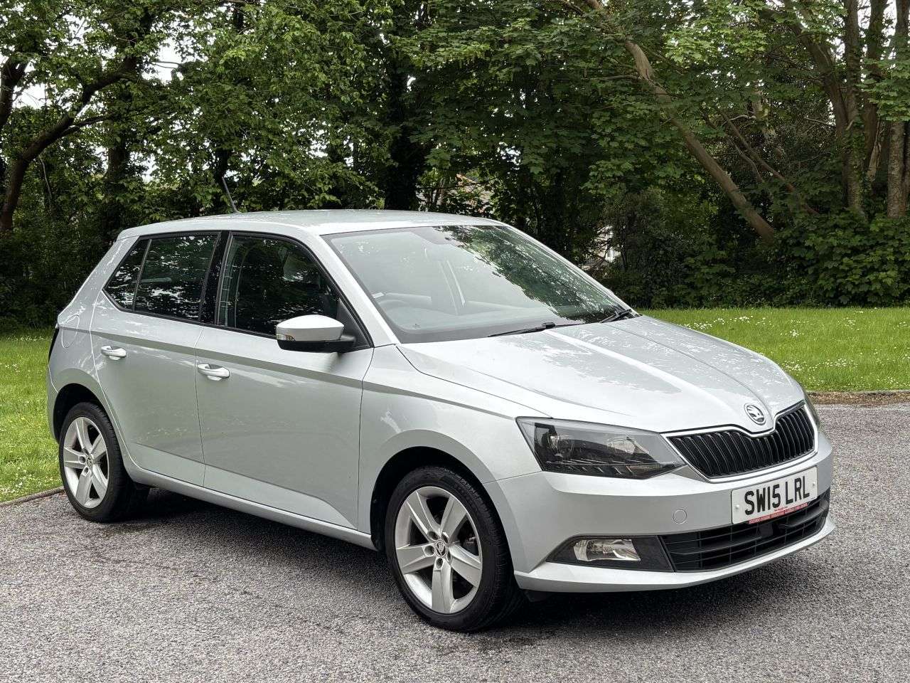 A 2015 SKODA FABIA 1.2 TSI SE L Hatchback 5dr Petrol Manual Euro 6 (s/s) (90 ps) A 2015 SKODA FABIA 1.2 TSI SE L Hatchback 5dr Petrol Manual Euro 6 (s/s) (90 ps)