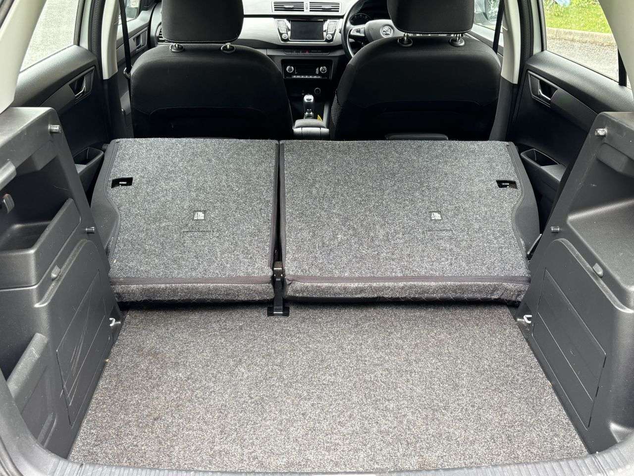 2015 SKODA FABIA 2015 SKODA FABIA