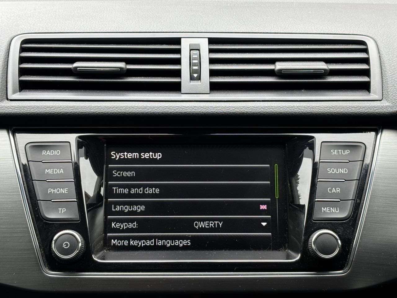 2015 SKODA FABIA 2015 SKODA FABIA