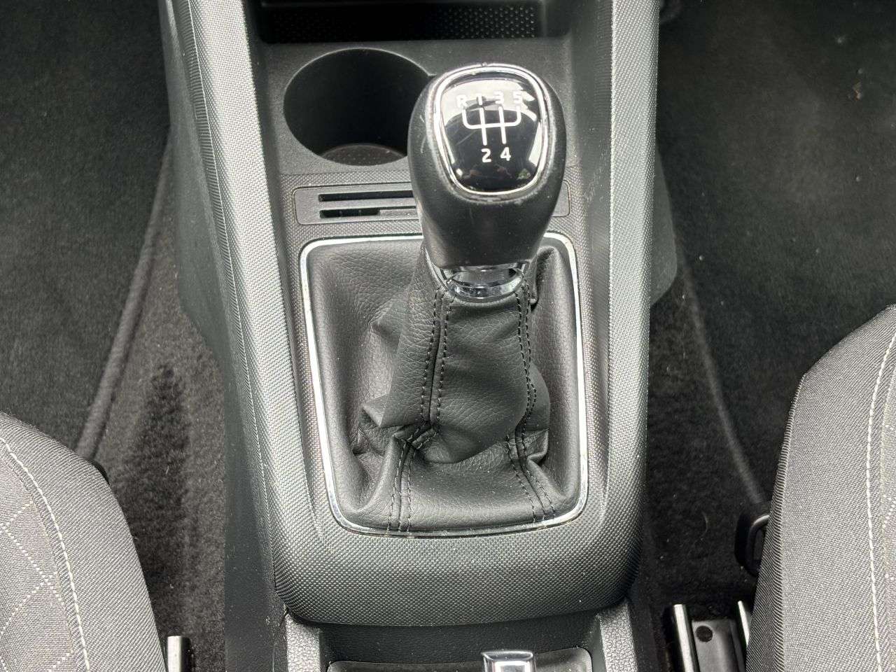 2015 SKODA FABIA 2015 SKODA FABIA