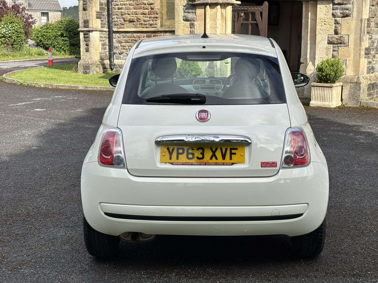 A 2013 FIAT 500 1.2 Pop Hatchback 3dr Petrol Manual Euro 6 (s/s) (69 bhp) A 2013 FIAT 500 1.2 Pop Hatchback 3dr Petrol Manual Euro 6 (s/s) (69 bhp)